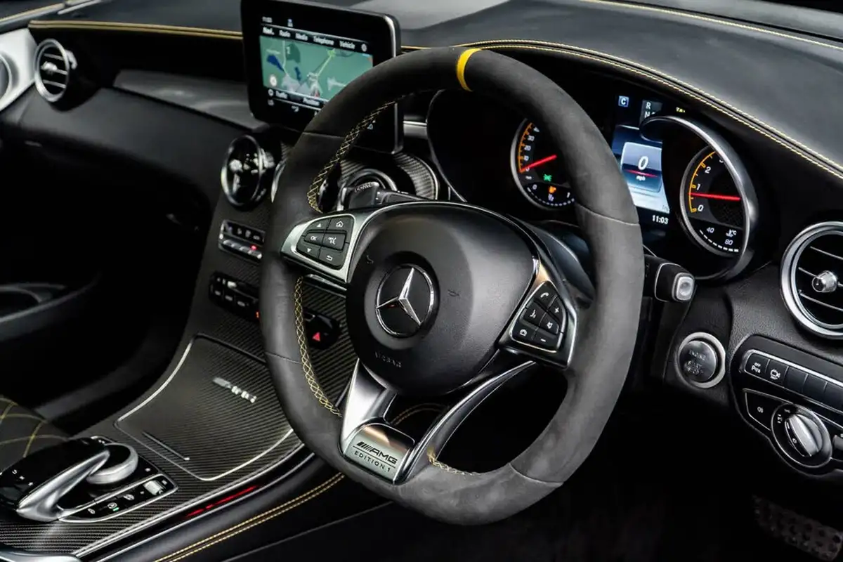 2018-mercedes-benz-glc-class-40-glc-amg-63-s-edition-1-510ps-coupe-4d-big-30