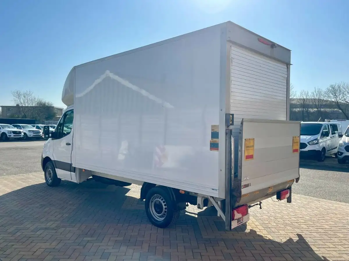 2021-mercedes-benz-sprinter-21cdi-316-l3h2-progressive-big-4