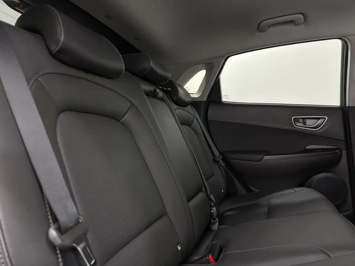 2020-hyundai-kona-e-premium-se-64kwh-105kw-obc-big-39