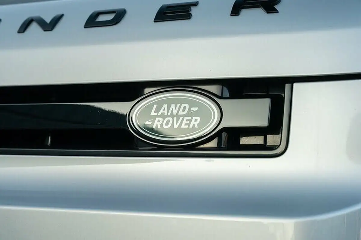 2023-land-rover-90-defender-30-d250-x-dynamic-hse-big-22
