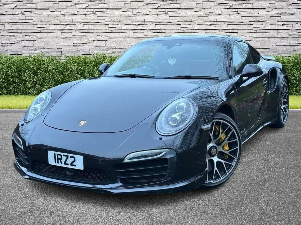 2014-porsche-911-38-turbo-s-coupe-big-2