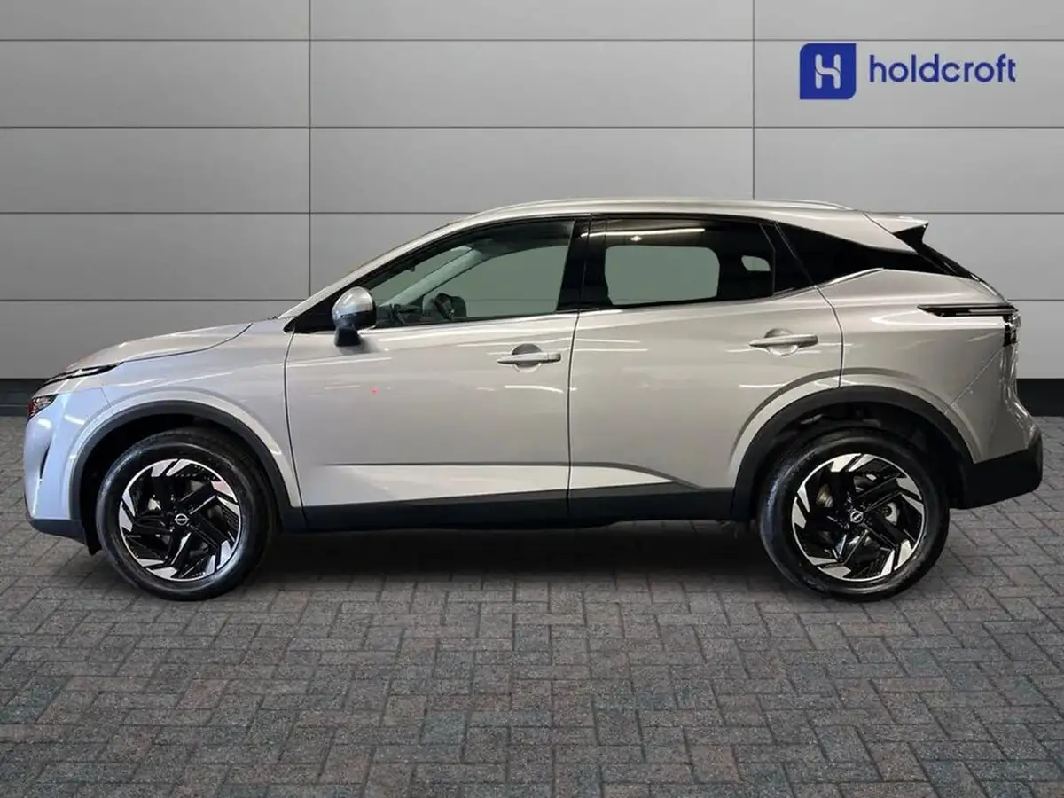 2024-nissan-qashqai-13-dig-t-n-connecta-140ps-mild-hybrid-big-5
