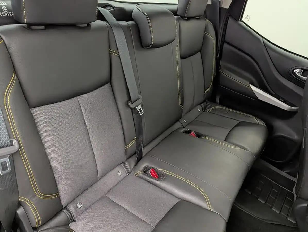 2020-nissan-navara-23dci-tt-n-guard-8-navileathersunroof-auto-big-35