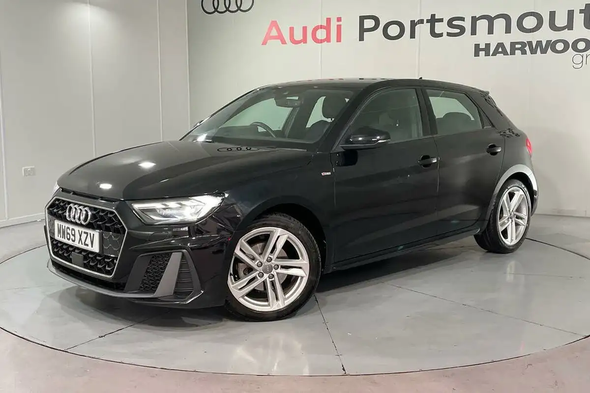 2019-audi-a1-15-35-tfsi-s-line-tronic-big-9