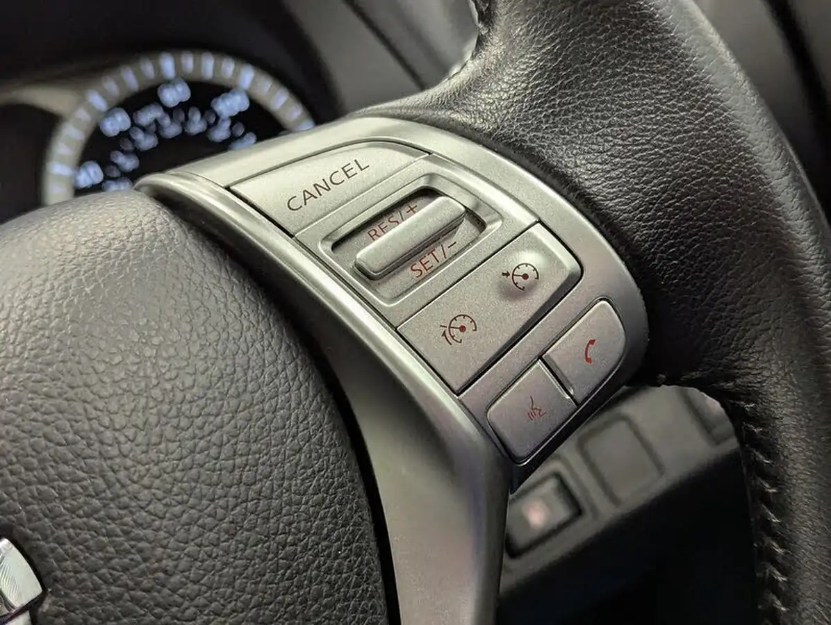 2020-nissan-navara-23dci-tt-n-guard-8-navileathersunroof-auto-big-19