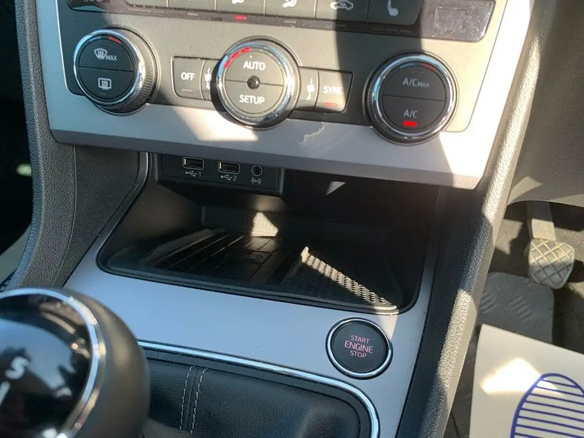 2019-seat-leon-15-tsi-evo-xcellence-130ps-ss-hatchback-big-19