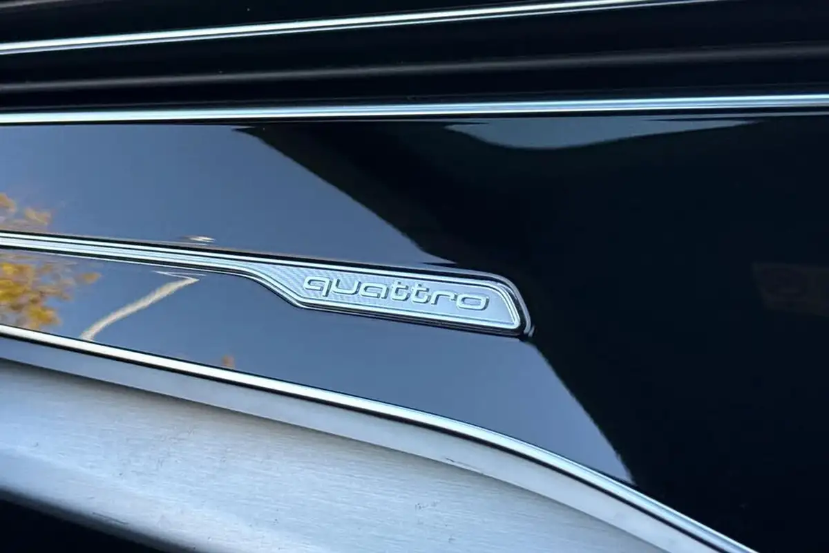 2021-audi-q8-30-50-tdi-s-line-big-50