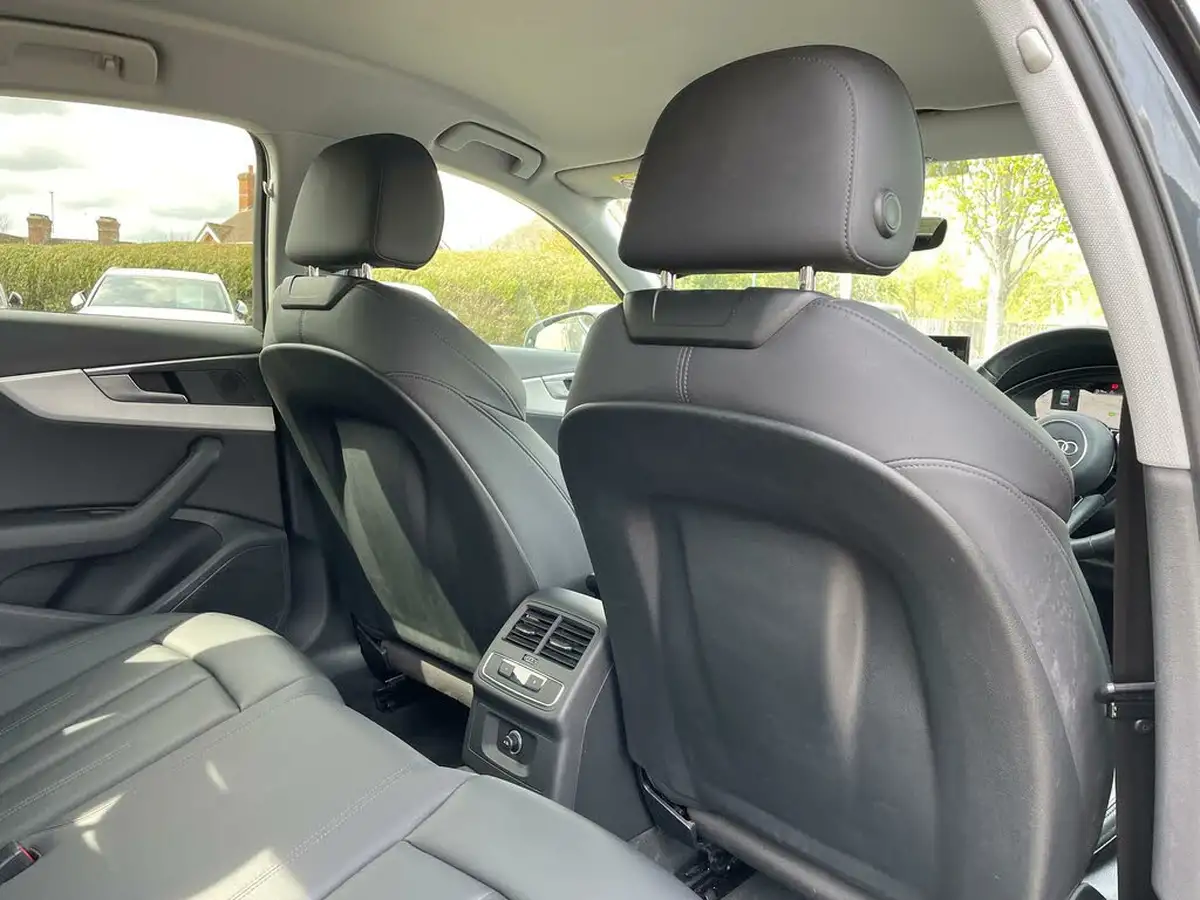 2022-audi-a4-20-35-tdi-sport-edition-big-12