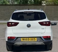 2020-mg-zs-suv-15-vti-tech-exclusive-106ps-small-5