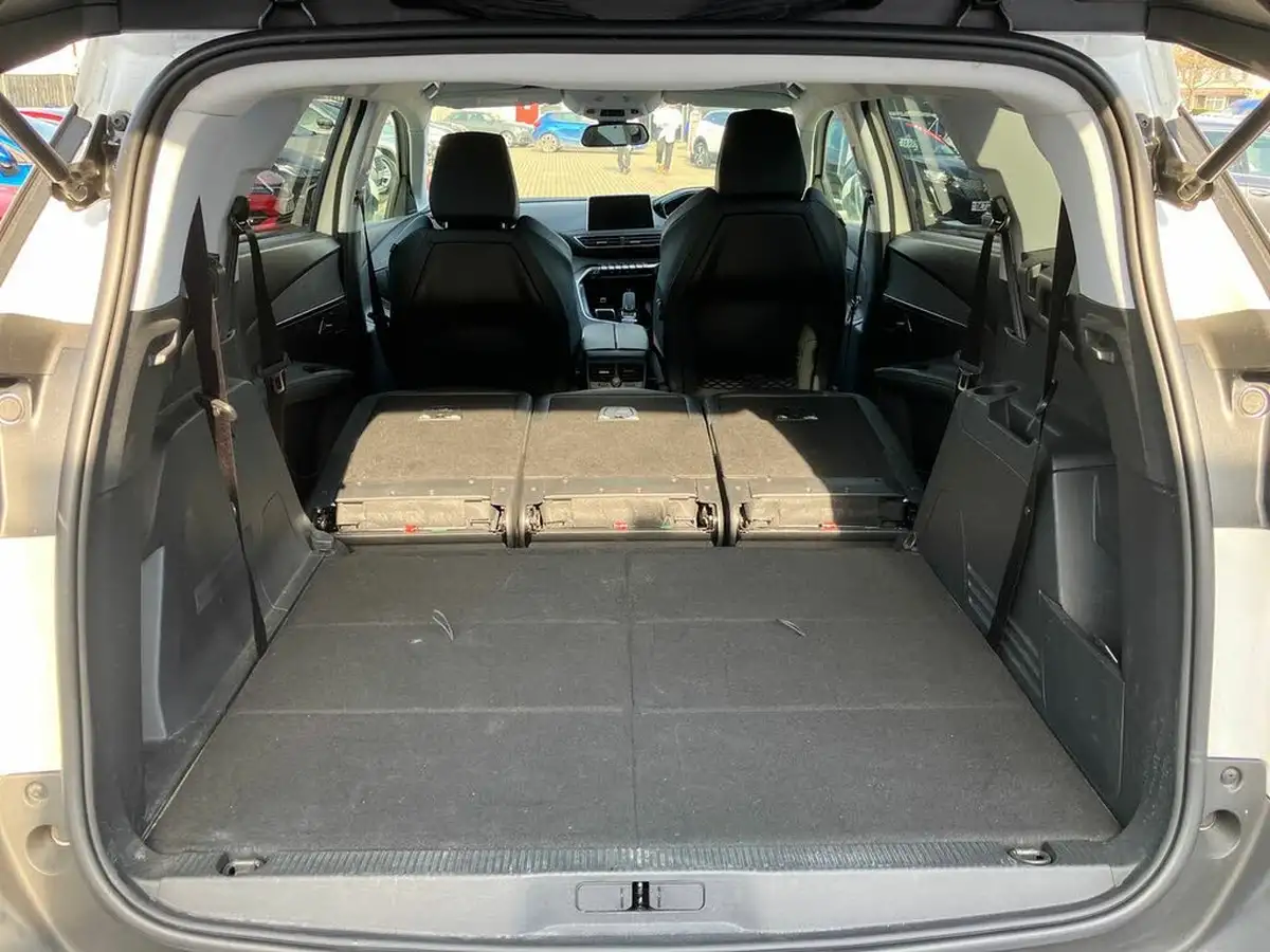 2020-peugeot-5008-suv-12-puretech-allure-eat8-big-25