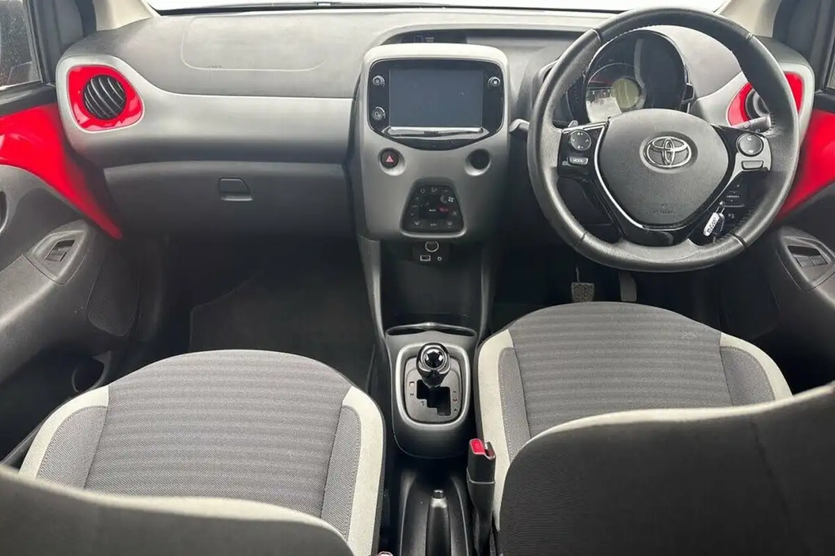 2020-toyota-aygo-10-vvt-i-x-trend-x-shift-big-9