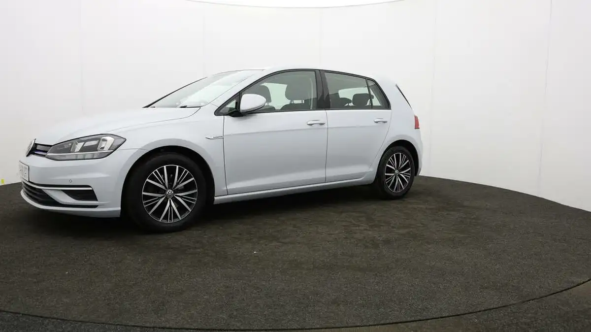 2019-volkswagen-golf-15-tsi-se-130ps-ss-hatchback-5d-big-54