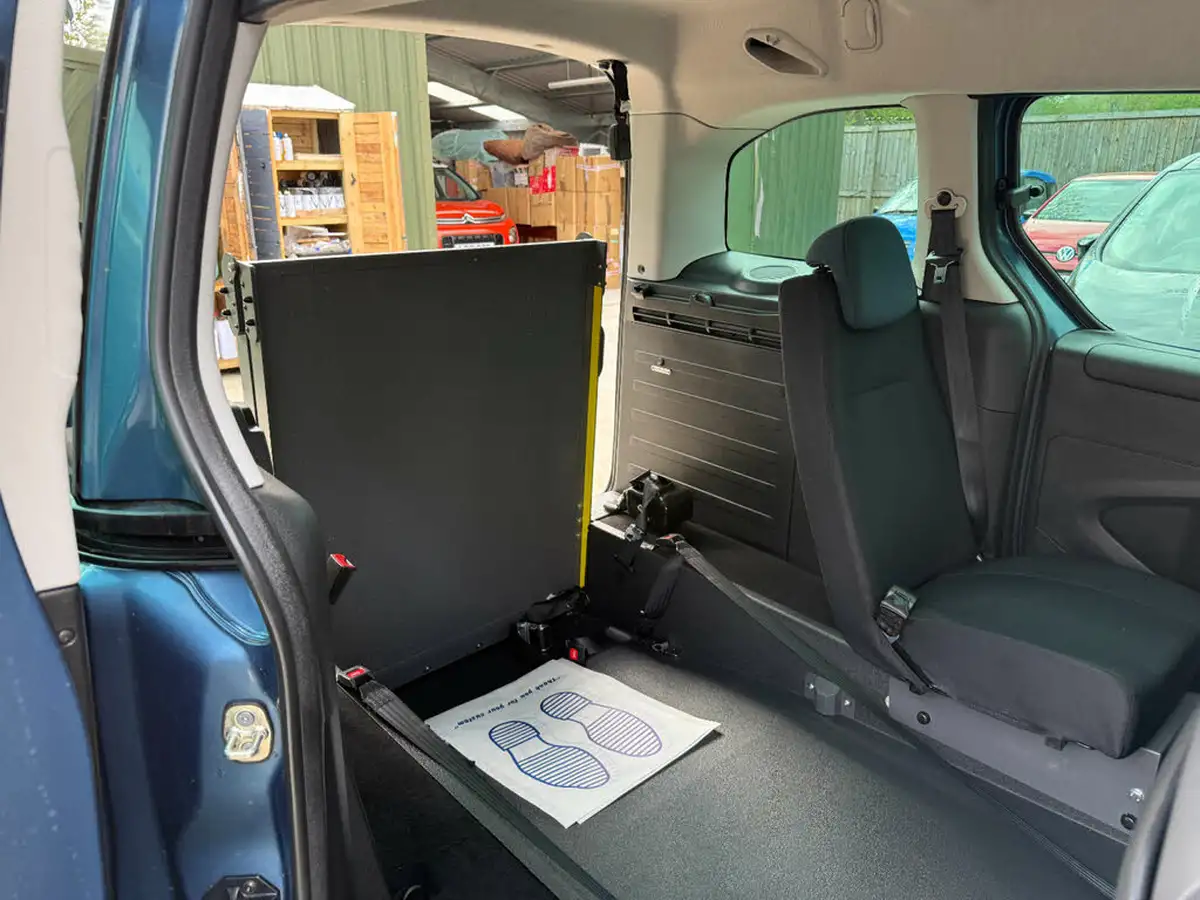 2018-citroen-berlingo-16bluehdi-multispace-flair-100bhp-ss-etg6-big-74