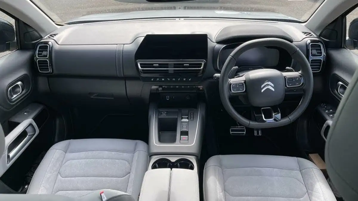 2024-citroen-c5-aircross-16-puretech-e-series-big-3
