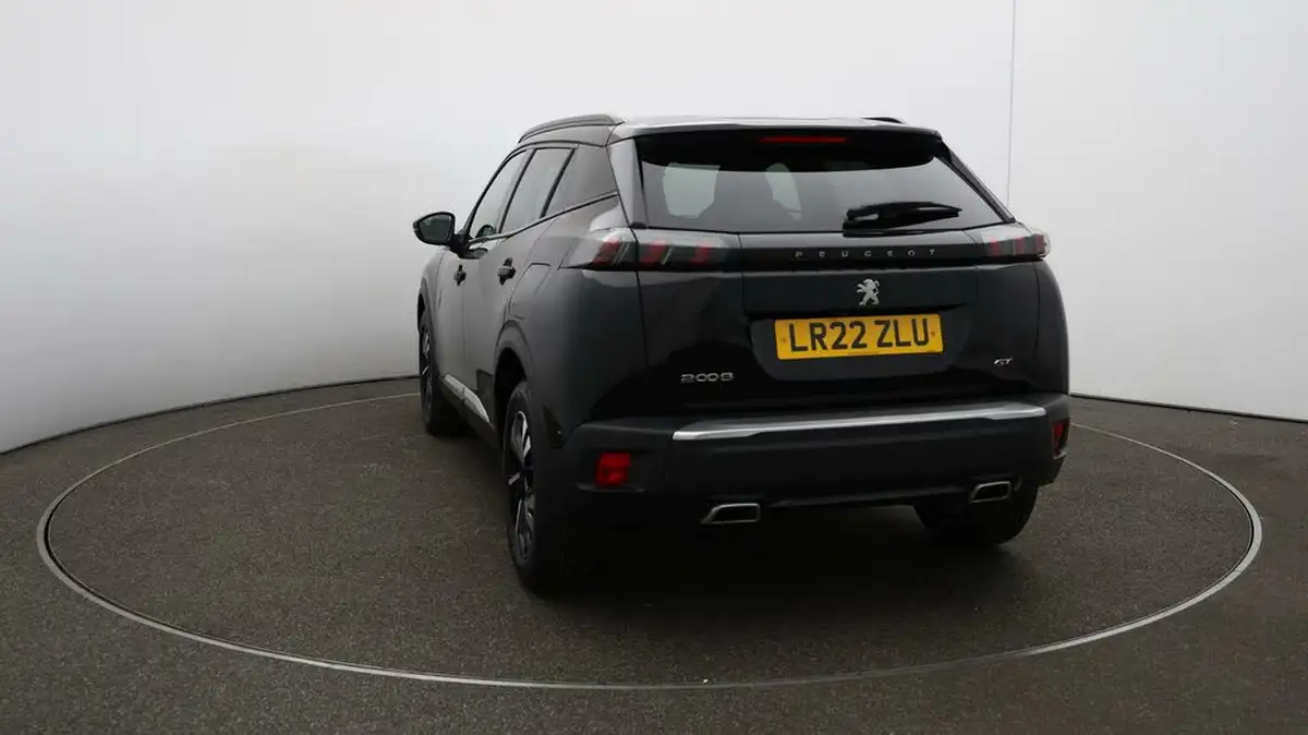 2022-peugeot-2008-suv-12-puretech-gt-eat8-big-55