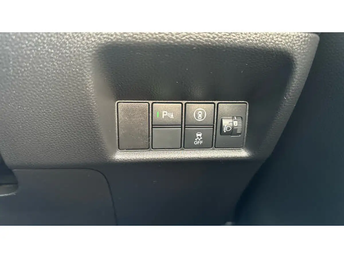 2022-honda-jazz-15-i-mmd-ex-107ps-big-34
