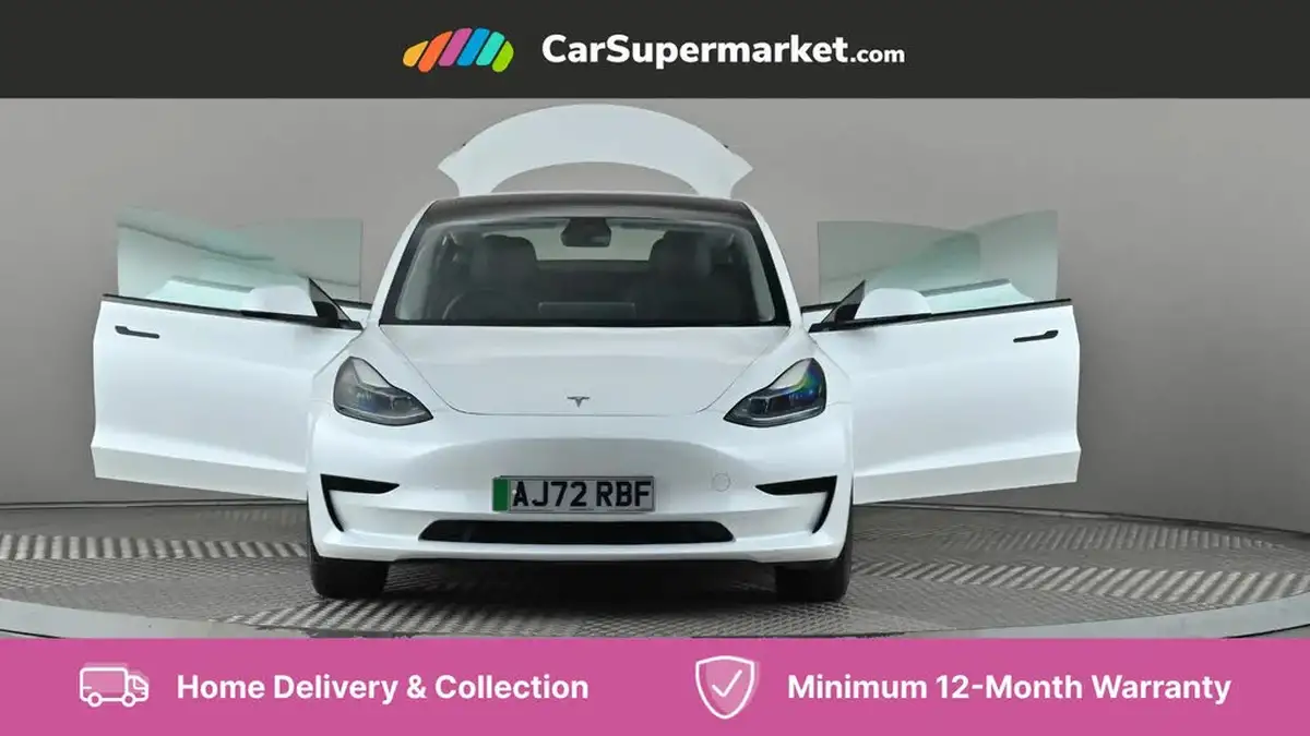 2022-tesla-model-3-e-rwd-big-7