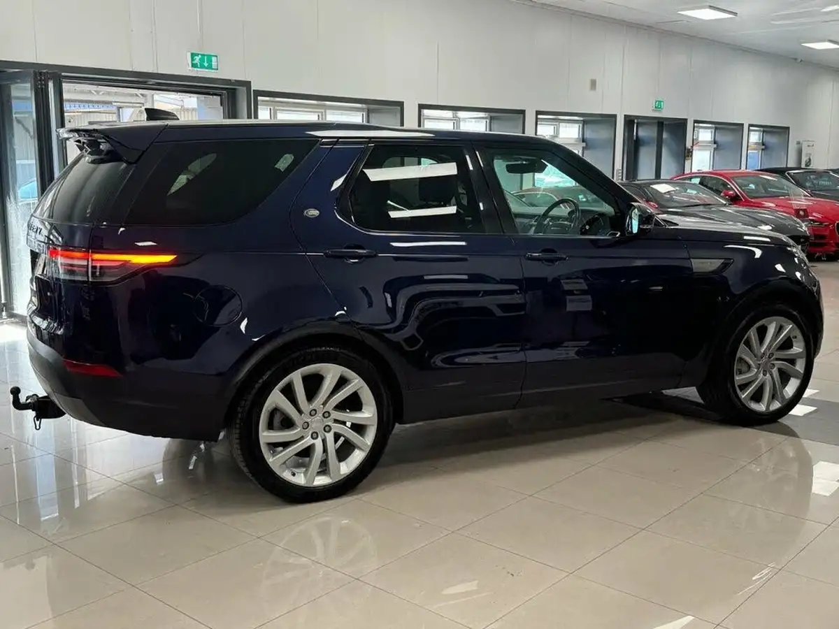 2019-land-rover-discovery-30-sd-v6-anniversary-edition-big-2