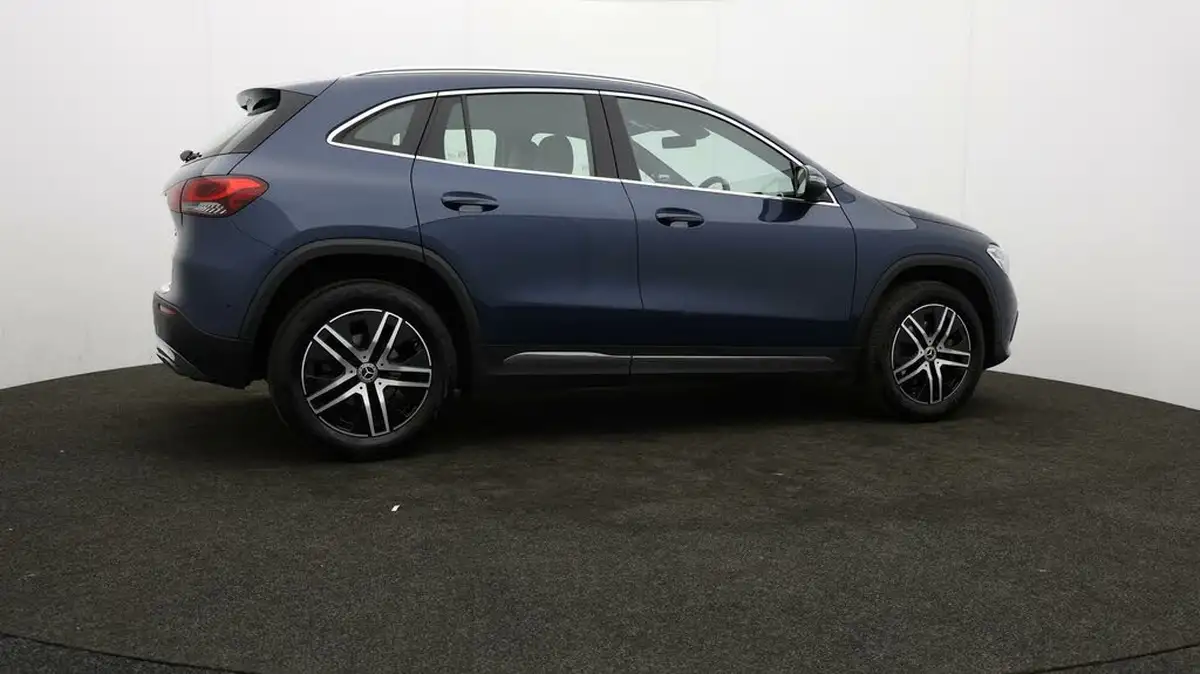 2023-mercedes-benz-gla-class-13-gla-200-sport-executive-station-wagon-big-53
