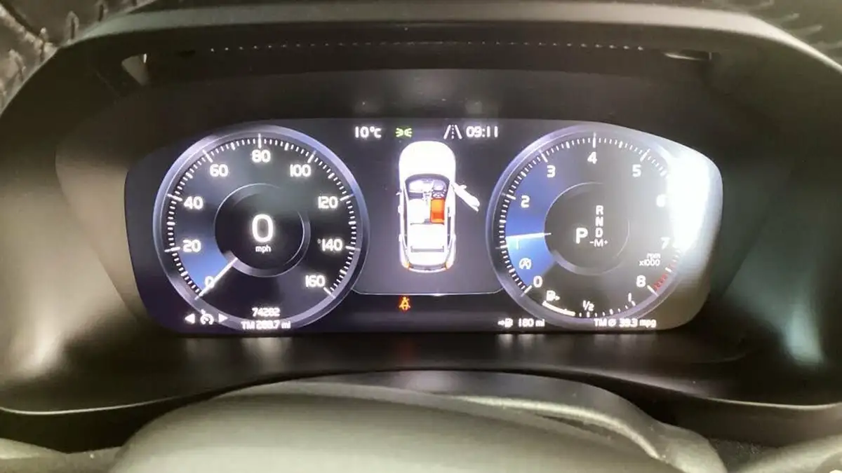 2021-volvo-xc40-15-t3-inscription-161bhp-auto-big-5