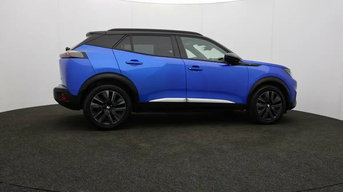 2021-peugeot-2008-suv-e-gt-premium-big-29