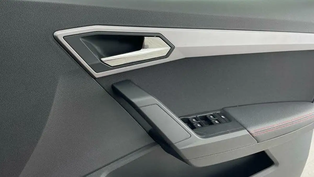 2019-seat-arona-10-tsi-fr-dsg-big-18