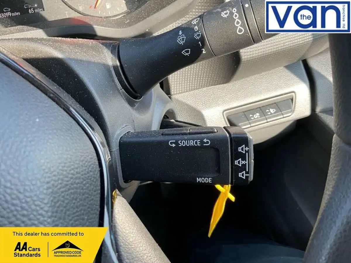 2022-renault-trafic-20dci-ll30-130-business-panel-big-14