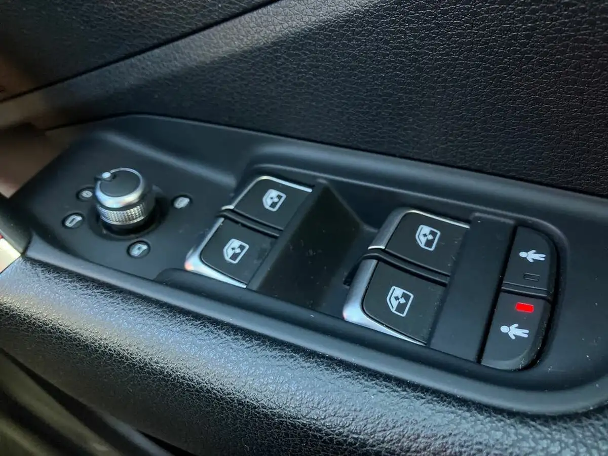 2020-audi-q2-16-30-tdi-sport-s-tronic-big-17