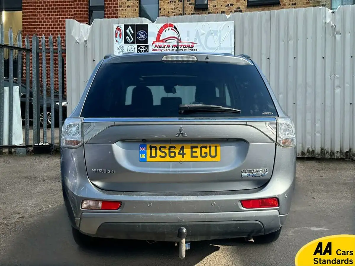 2014-mitsubishi-outlander-20-gx4hs-big-16