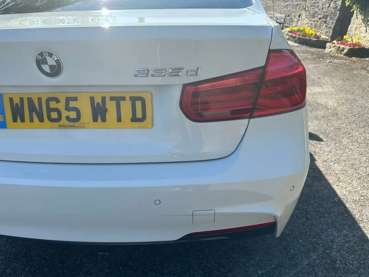 2015-bmw-3-series-big-64