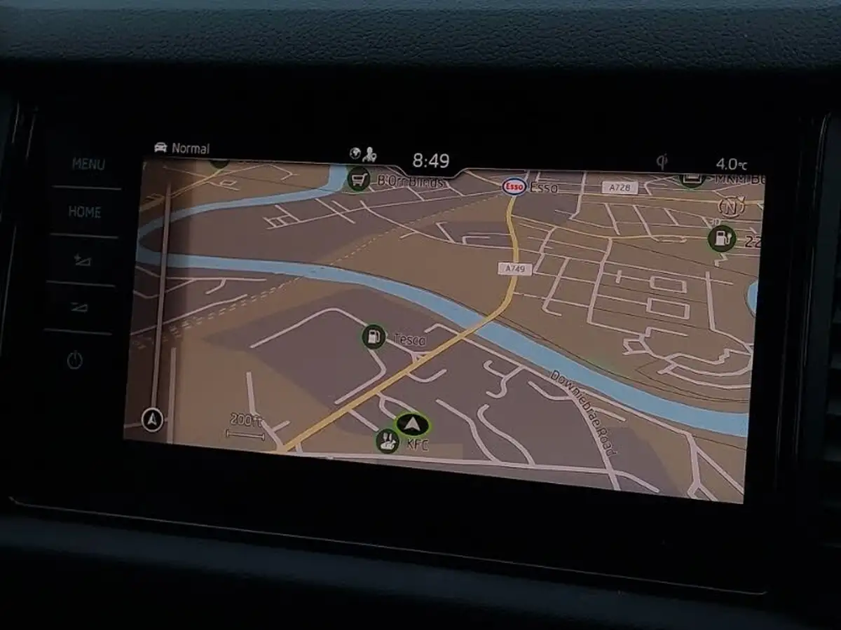 2021-skoda-kodiaq-15-tsi-sportline-big-16