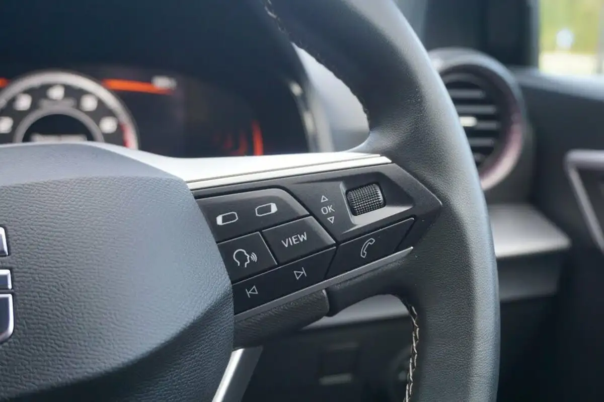 2023-seat-ibiza-10-tsi-xcellence-110ps-big-23