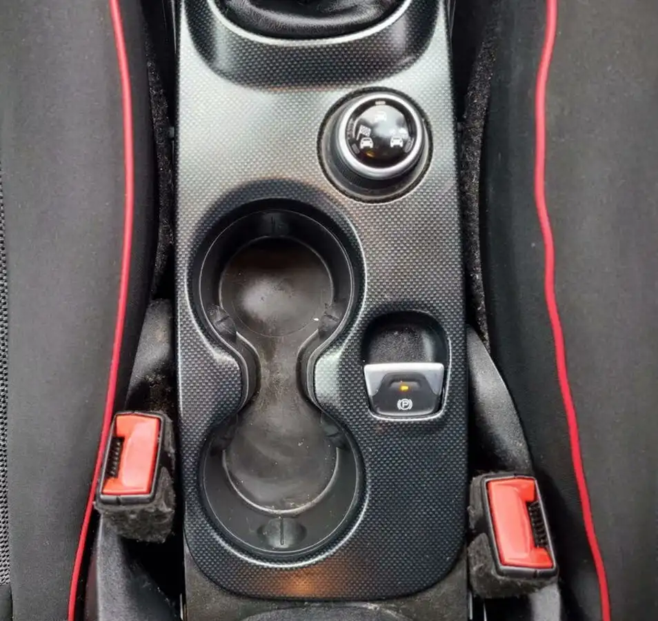 2015-fiat-500x-14-pop-star-opening-edition-big-29
