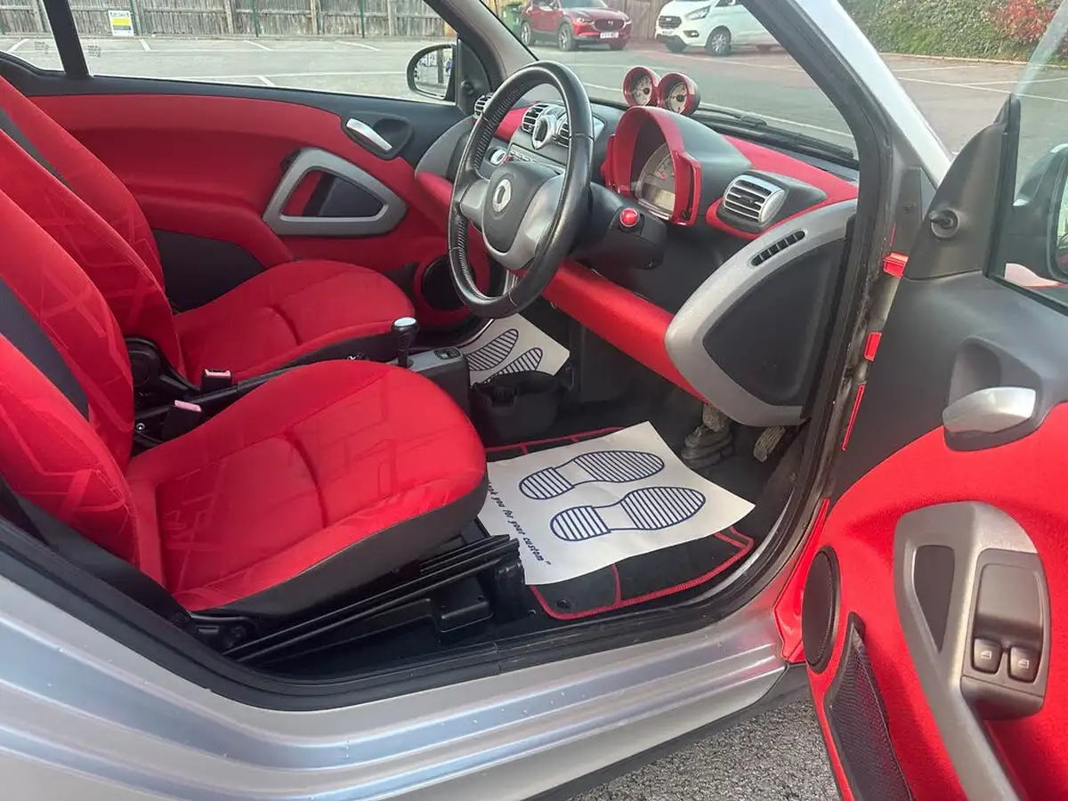 2009-smart-fortwo-10-passion-71bhp-coupe-big-15
