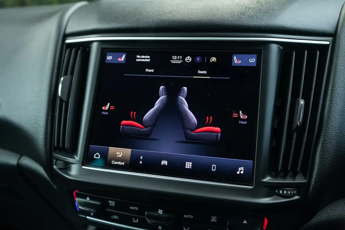 2022-maserati-levante-20-gt-big-36