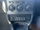 2015-citroen-c3-12-vtr-small-20
