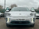 2020-kia-e-niro-ev-4-small-62