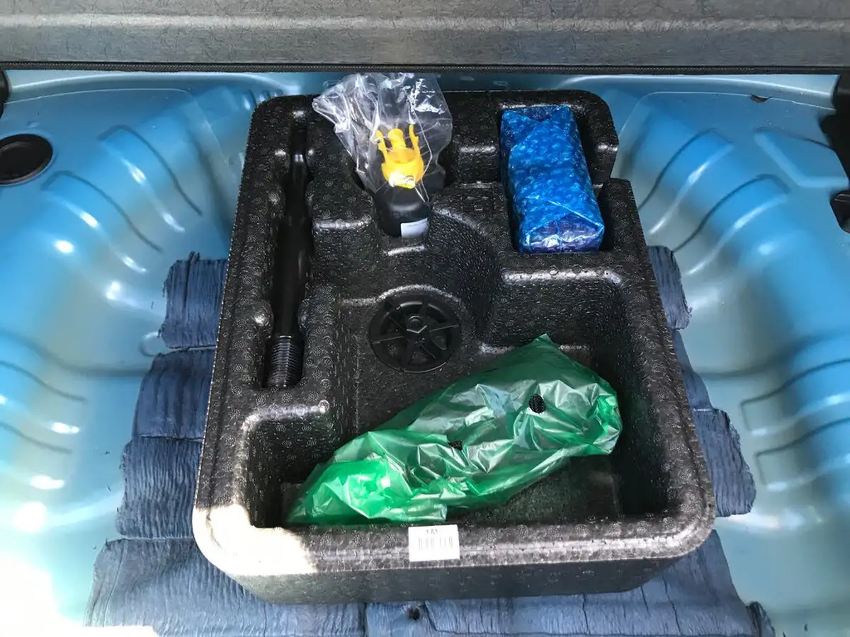 2022-hyundai-kona-16-gdi-premium-big-12