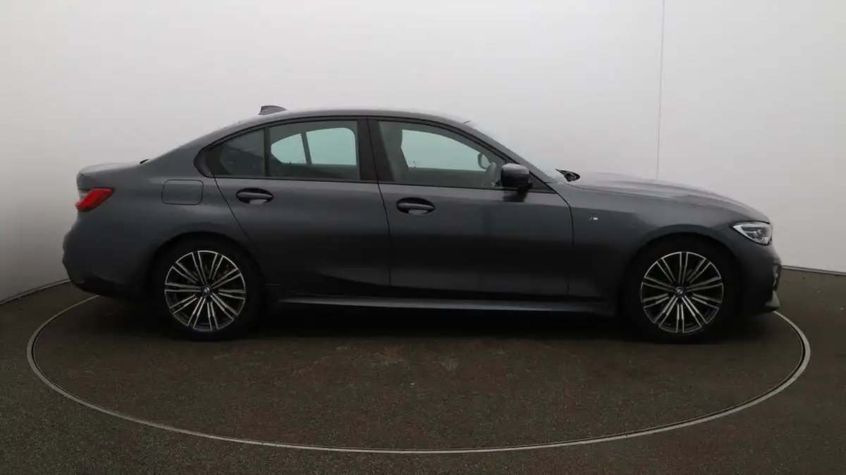 2021-bmw-3-series-20-320i-m-sport-saloon-4d-big-41