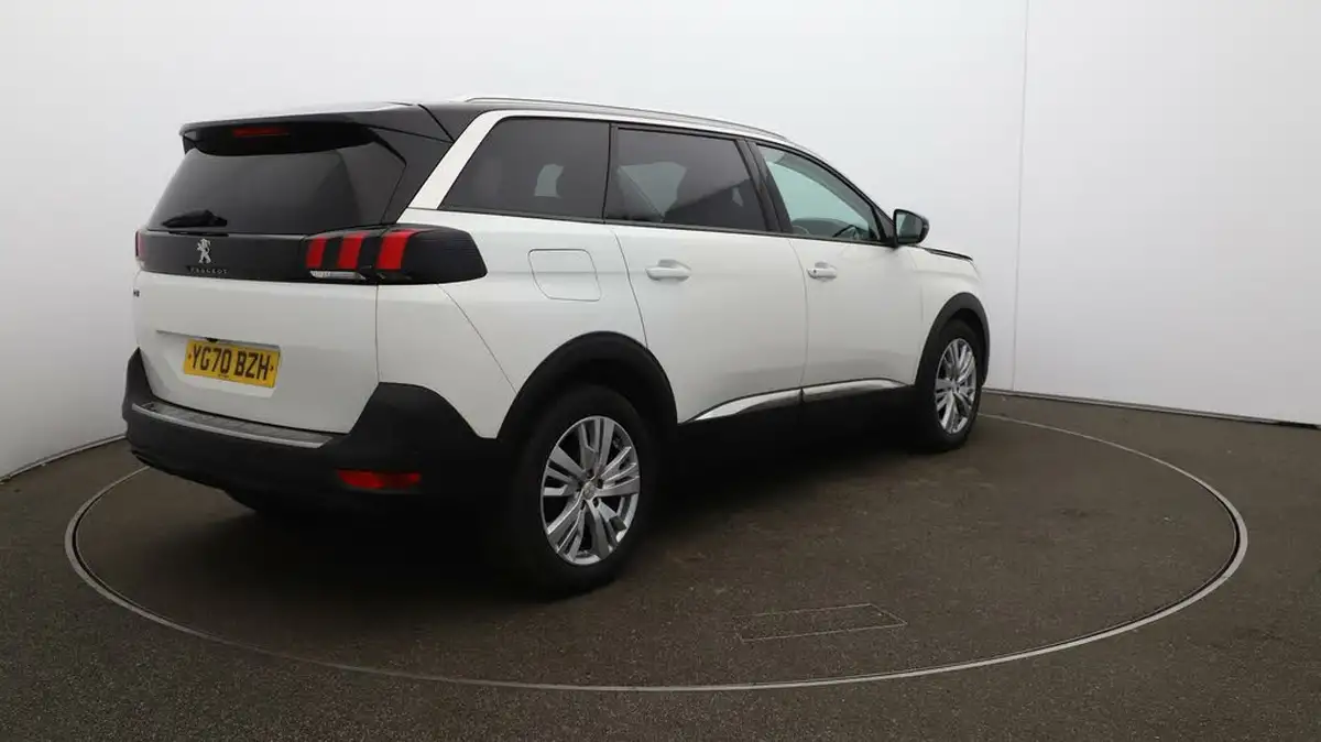 2020-peugeot-5008-suv-12-puretech-allure-big-7