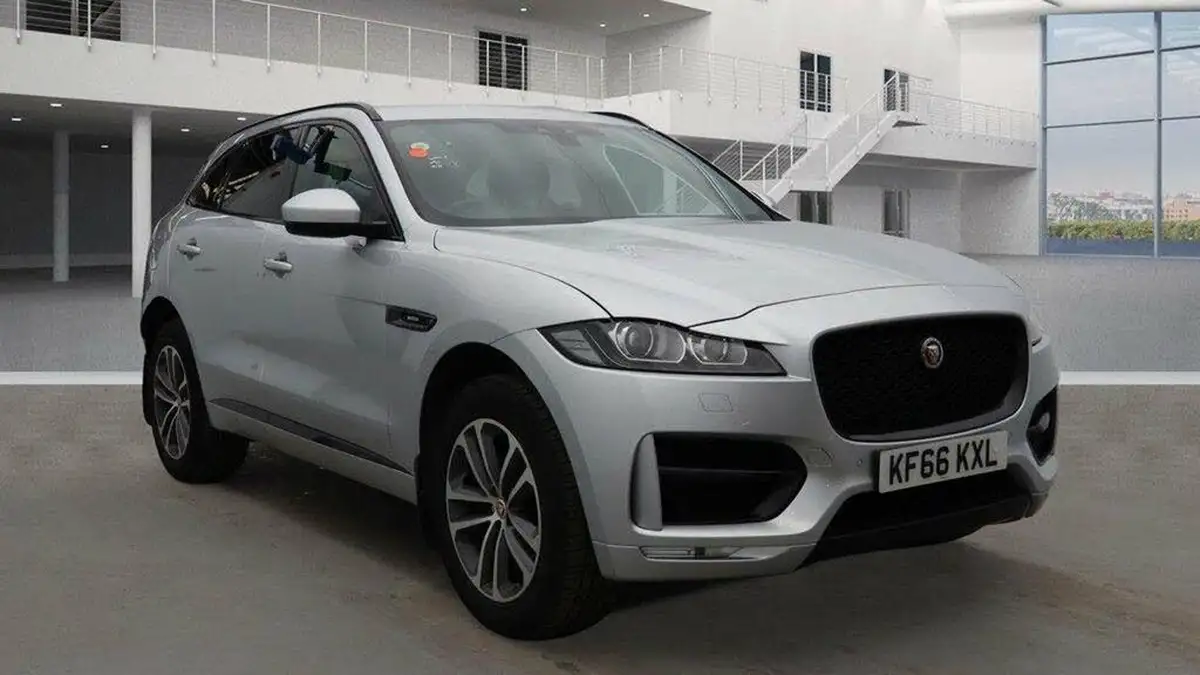 2016-jaguar-f-pace-20-i4d-r-sport-awd-auto-big-0
