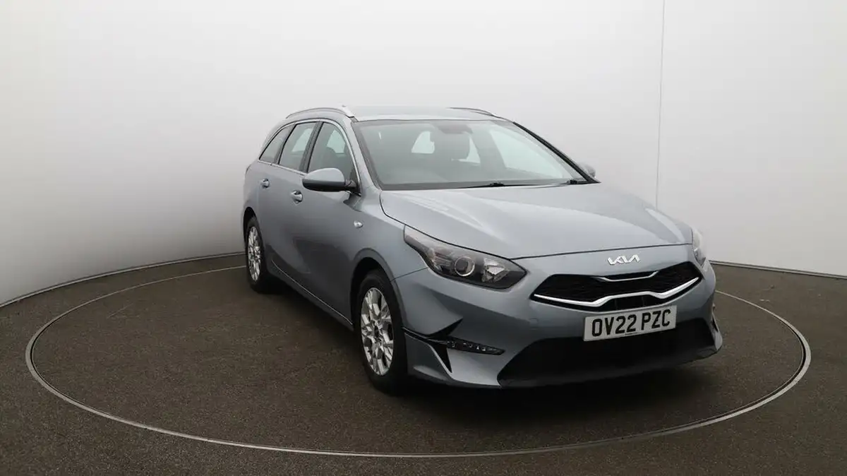 2022-kia-ceed-10-t-gdi-2-sportswagon-big-33