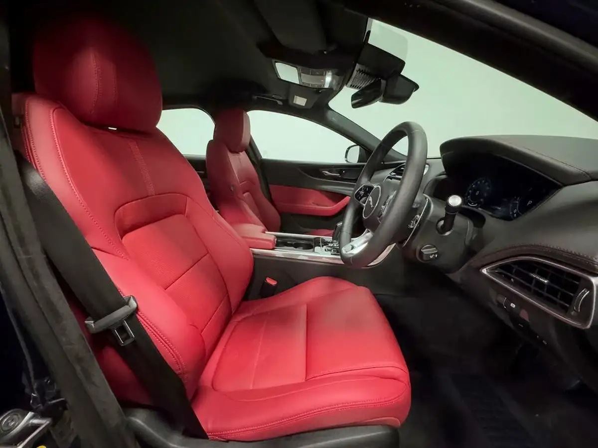 2024-jaguar-xe-20-d200-r-dynamic-s-big-18
