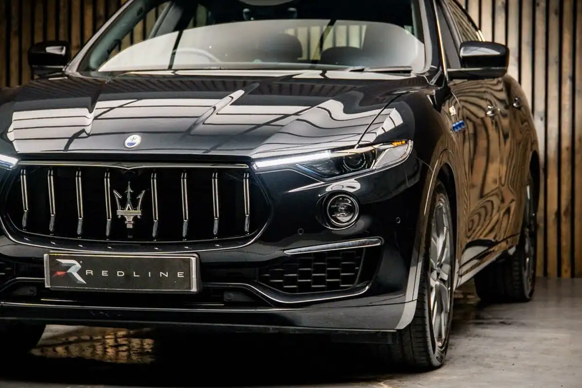 2022-maserati-levante-20-gt-big-12