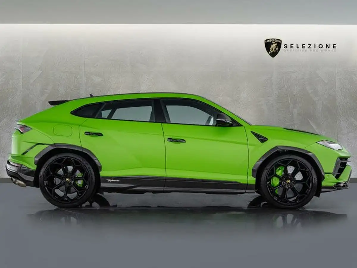 2024-lamborghini-urus-40-no-trim-big-1
