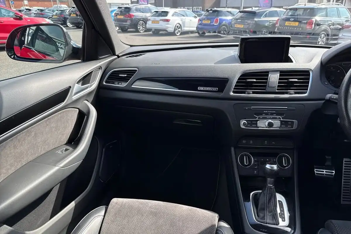 2017-audi-q3-20-tdi-quattro-black-edition-184ps-s-tronic-big-19