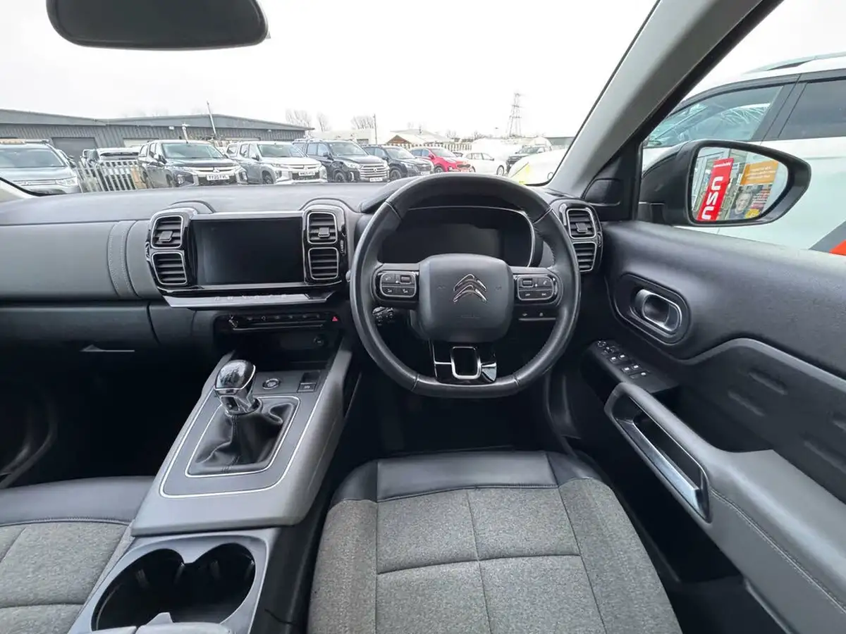 2022-citroen-c5-aircross-12-puretech-shine-ss-big-16