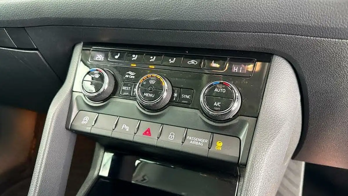 2021-skoda-kodiaq-20tdi-se-l-150ps-4x4-scr-dsg-big-12
