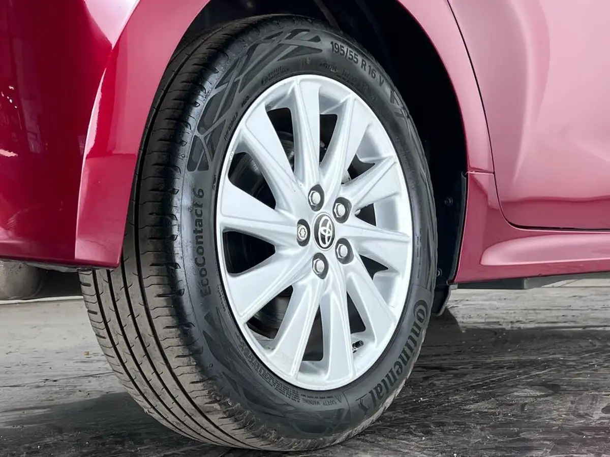 2021-toyota-yaris-15-vvt-i-icon-114bhp-hybrid-1490cc-e-cvt-big-9