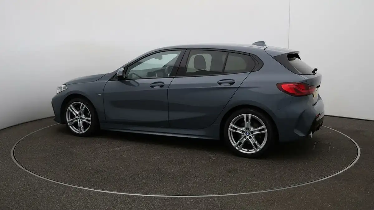 2021-bmw-1-series-15-118i-m-sport-lcp-dct-big-40